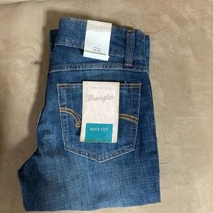 NWT Women’s Bootcut Wranglers